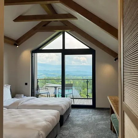 Charlton Estate Chalet *