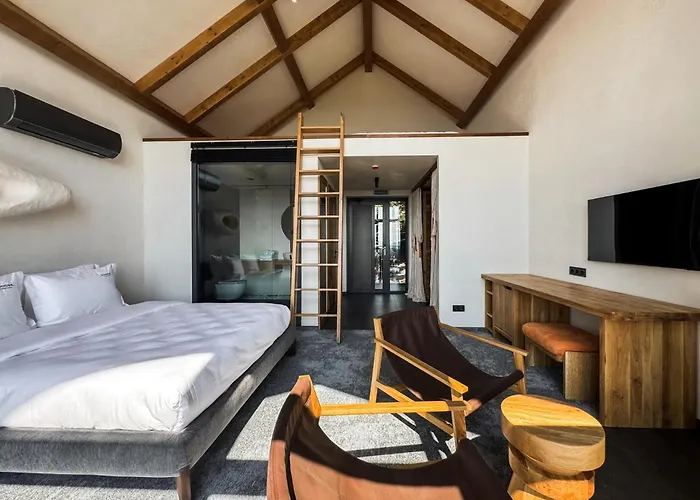 Шале Charlton Estate Яблоница