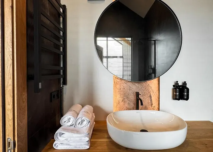 Шале Charlton Estate *