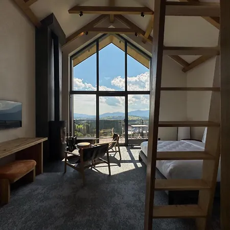 Chalet Charlton Estate *