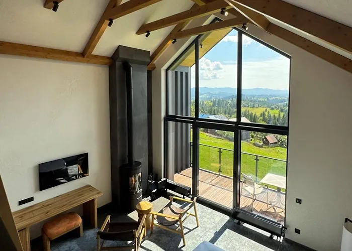 Chalet Charlton Estate Yablunytsya